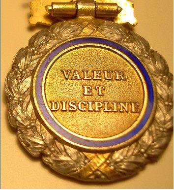 verso médaille militaire