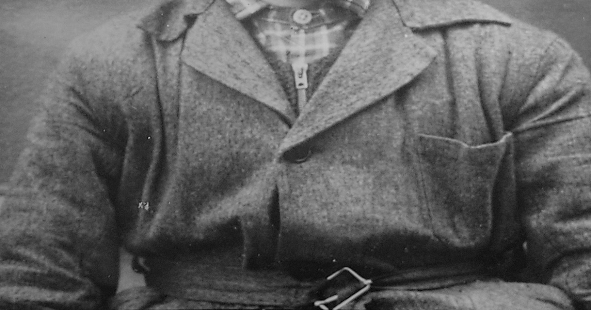 1963_blouse_grise