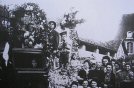 char et défilé joyeux