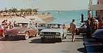 Voitures "vintage" au bac de Royan à la Pointe de Grave en 1974 Voitures "vintage" au bac de Royan à la Pointe de Grave en 1974