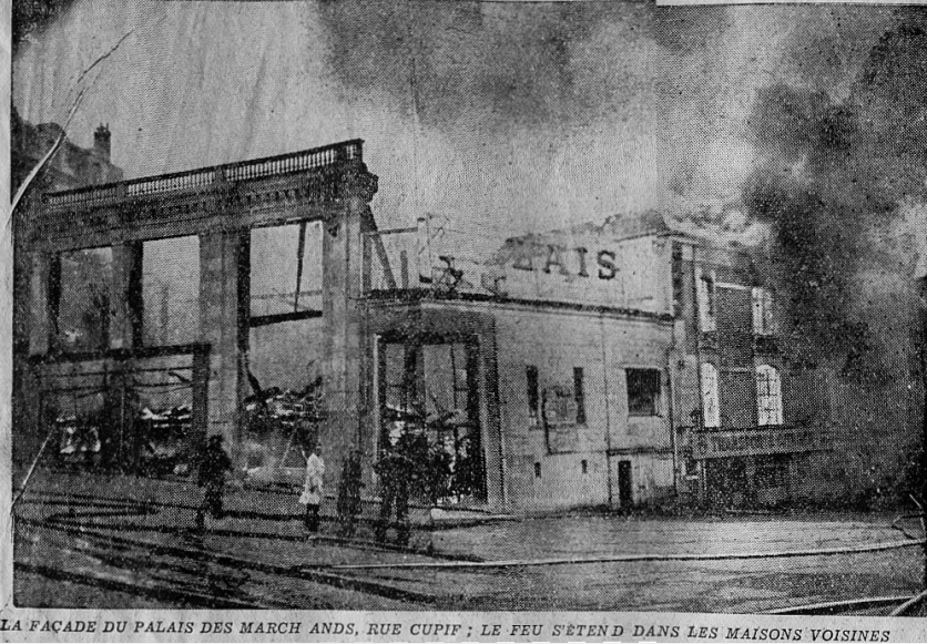 Façade en flammes