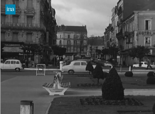 Angers_Place_de_la_gare